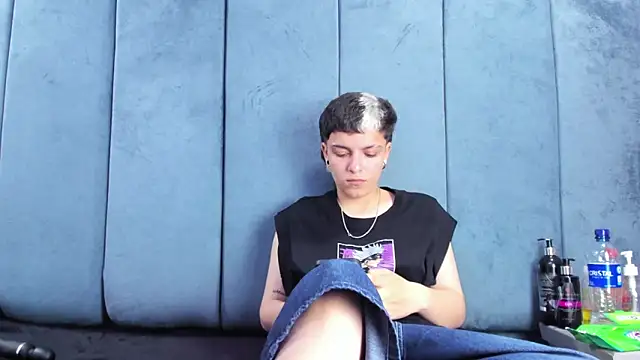 Megan_Thompson_ webcam