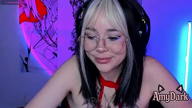 _AmyDark webcam