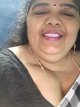 tamilthanushri webcam