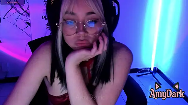 _AmyDark webcam
