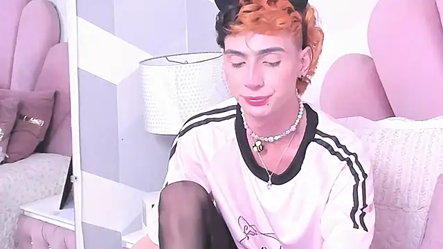 KylieMonnett live sex cam