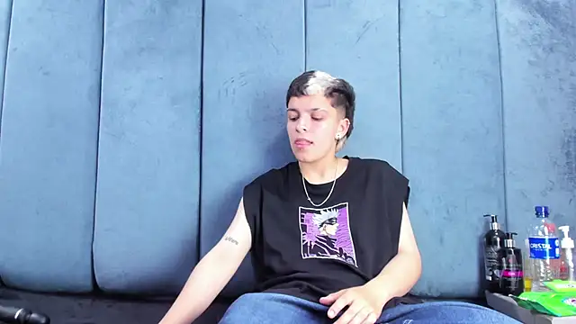 Megan_Thompson_ webcam