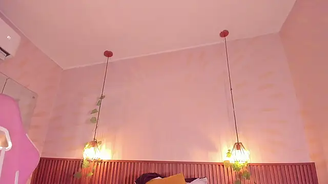 daphne_courtis webcam