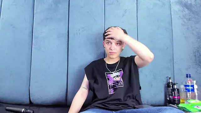 Megan_Thompson_ webcam