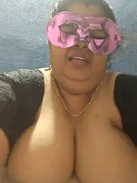 tamilthanushri webcam