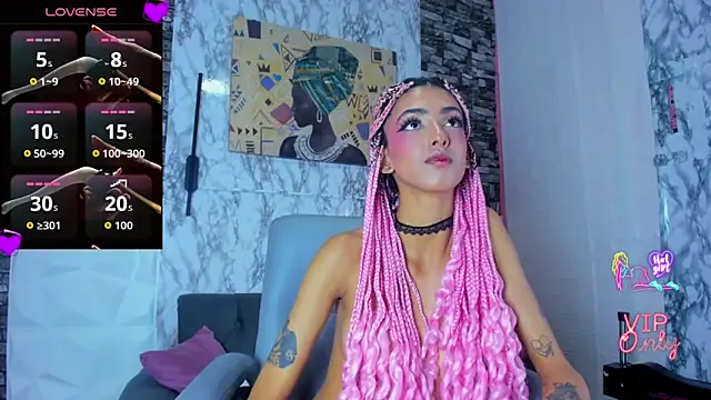 Queen_Cuarxxo webcam