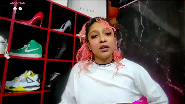 Indianbrownie webcam