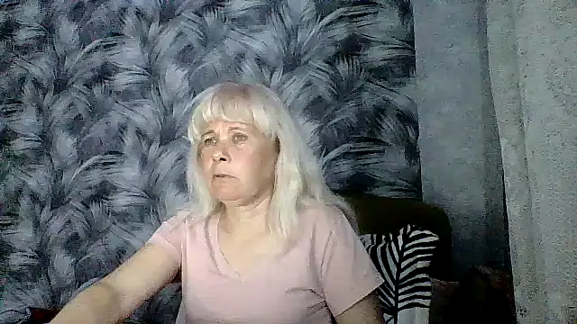 sakura_blonde webcam