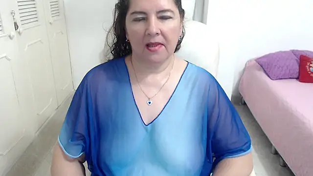 leonela_69 webcam