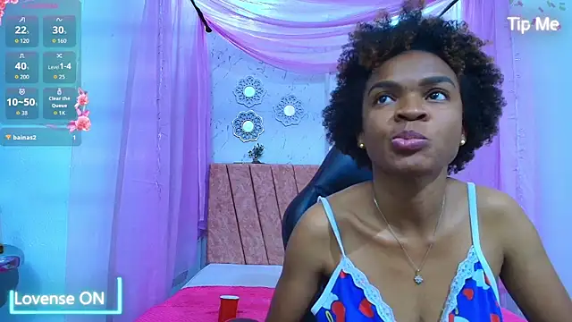 mia__thomson_ webcam