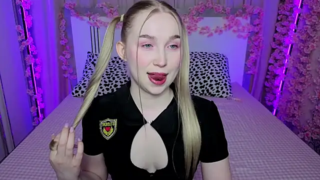 LilyStarlight webcam