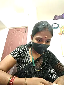 Tamil_Yalini12
