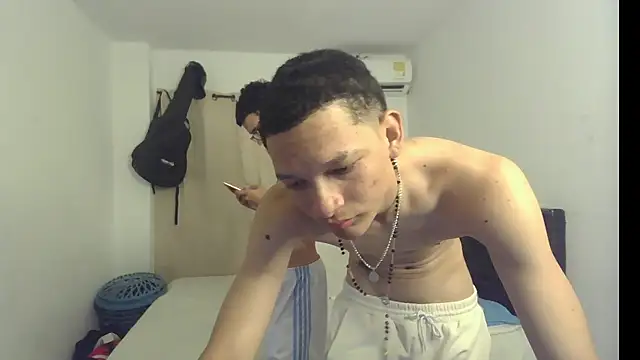 pocket_loversxxx webcam