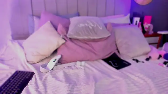 Nathalia_stone_ webcam