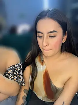 Antonella_Julieta webcam