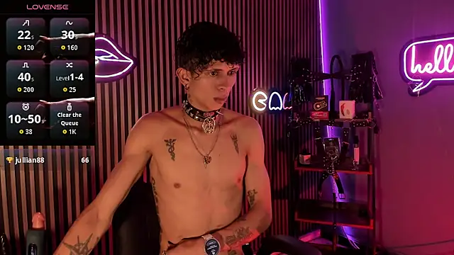 Maximoking26 live sex cam