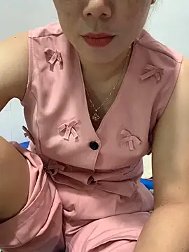 Baby-lovely69 webcam