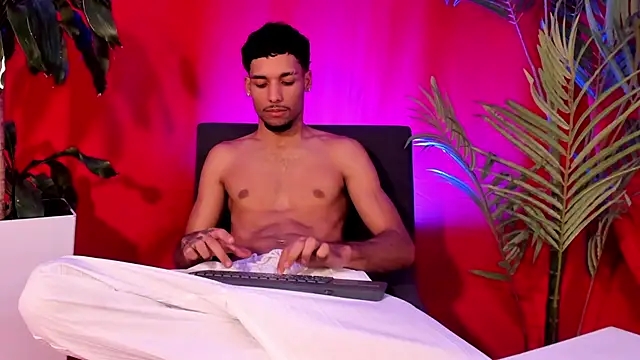 Thiagoferreti webcam