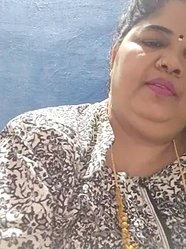 tamilthanushri webcam