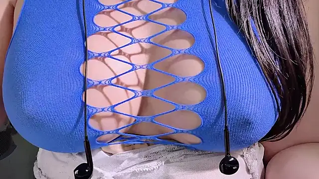 美女donghuangtaiyi---在线直播