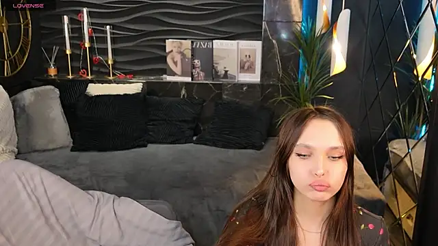 ChloeSunny live sex cam