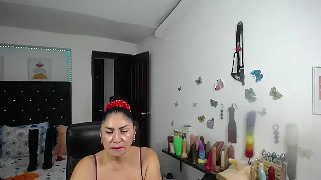 mature_bigboobs10 webcam