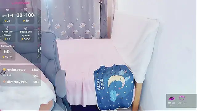 美女yaoyao-baby520在线直播