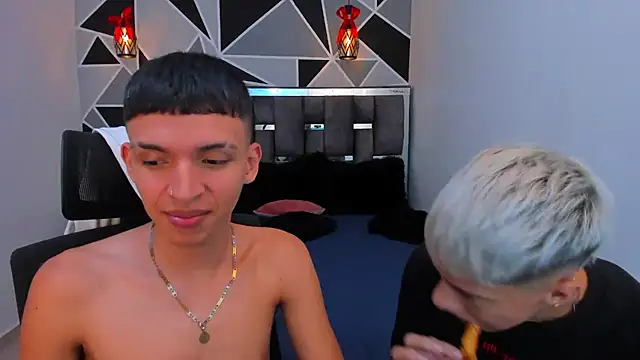 juan_nd_steven (Ask my age) - spanking ass juan x15