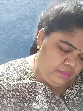 tamilthanushri webcam