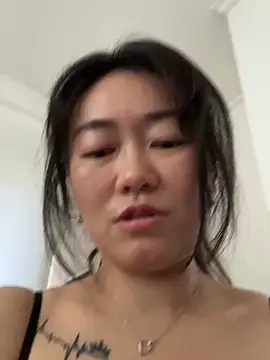 Molly-xiao webcam