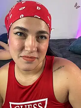 veronica__olsonn webcam