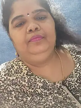 tamilthanushri webcam