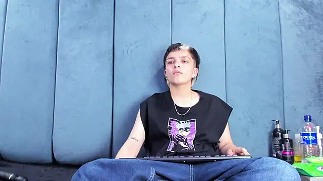 Megan_Thompson_ webcam