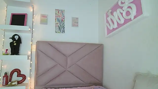 eva_sin18 live sex cam