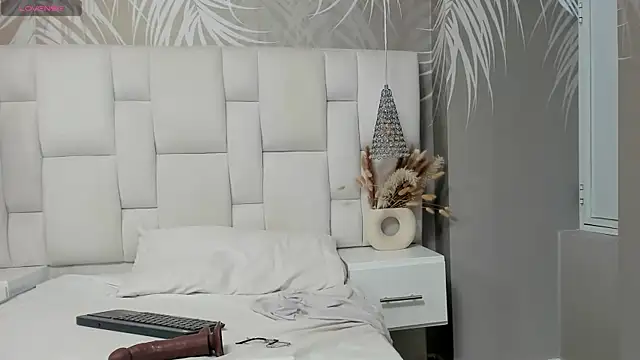 your_sissytrans live sex cam