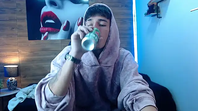 AmethystShadow17 webcam