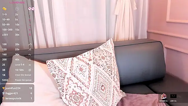 alison_ferrera_ webcam