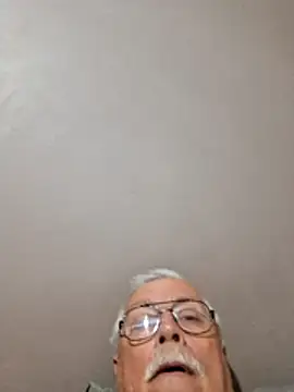 nawtyb1965 (M grandpa) - To travel to meet some one