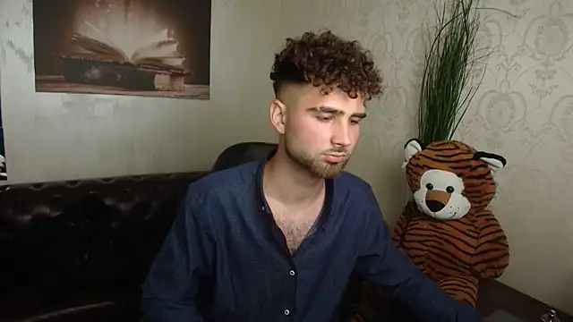 kyloeast (M young) - Cum SHOWWW FIRE WORK