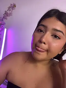 alisson_carolina73 webcam