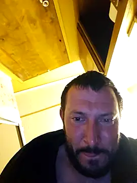 UncutHammer69 webcam