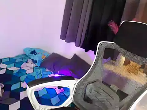 MajesticKitana webcam