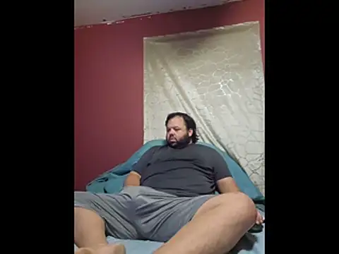 Strongbutgentle36 webcam