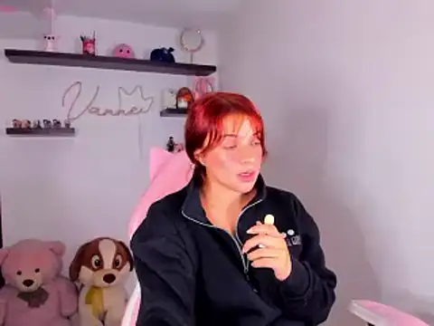Vannessa__Shy webcam