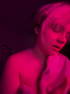 Cutiepiespanks webcam