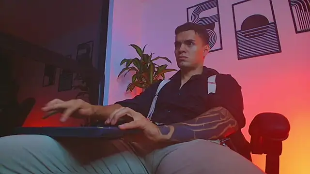 ALPHA_DOMINUS_ webcam