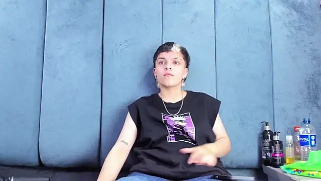 Megan_Thompson_ webcam