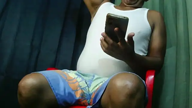 conorlee (M mature) - milk in goal