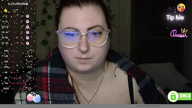 alicia_love00 (F young) - put on a dress and dance