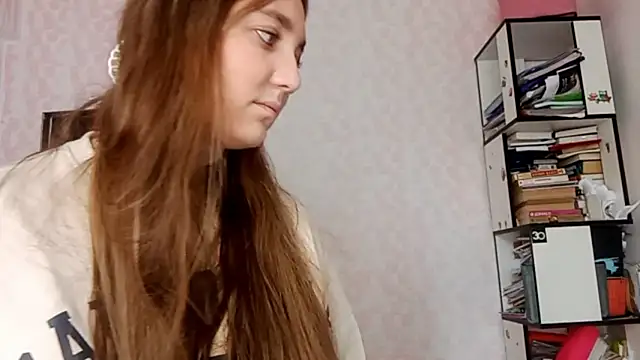 janinethielman (F teen) - show tongue